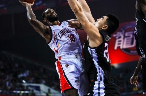 开云体育-Rookie在老鹰比赛中势不可挡里尔赛后防线松动，连对手都承认：辽宁本钢豪取连胜 