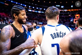 开云体育网址-一场超级篮球赛即将进入比赛最后阶段